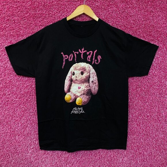 Melanie Martinez Bunny Tshirt size large - Picture 1 of 4